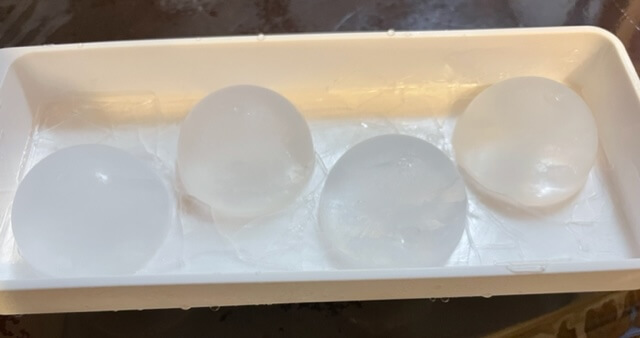 丸氷ダイソー製氷皿